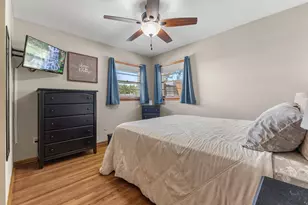 1381 Hoyt Ave E, Saint Paul, MN 55106 - Photo 15