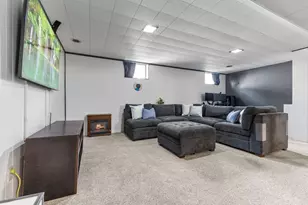 1381 Hoyt Ave E, Saint Paul, MN 55106 - Photo 21