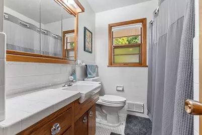 1381 Hoyt Avenue E, Saint Paul, MN 55106 - Photo 17