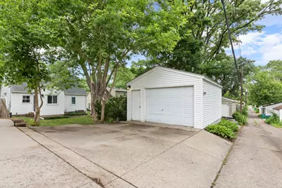 2729 Hampshire Avenue S, Saint Louis Park, MN 55426 - Photo 23