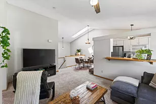 8087 Curtis Ln, Eden Prairie, MN 55347 - Photo 3