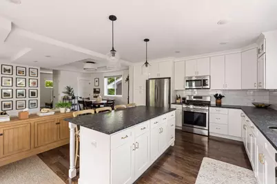 41 Russell Avenue S, Minneapolis, MN 55405 - Photo 5