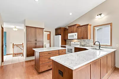 17030 Pheasant Meadow Lane SW, Prior Lake, MN 55372 - Photo 7