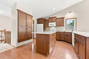 17030 Pheasant Meadow Ln SW, Prior Lake, MN 55372 - Photo 9