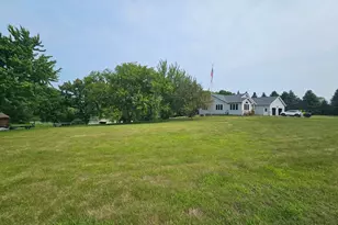 19573 Florence Cir, Richmond, MN 56368 - Photo 11