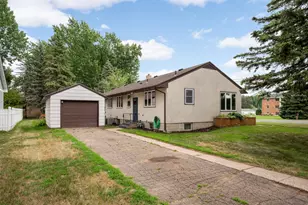 1735 4th St, White Bear Lake, MN 55110 - Photo 3