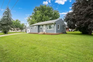 311 4th Ave SE, Stewartville, MN 55976 - Photo 1