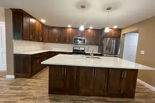 279 McKinley St, Emmons, MN 56029 - Photo 5