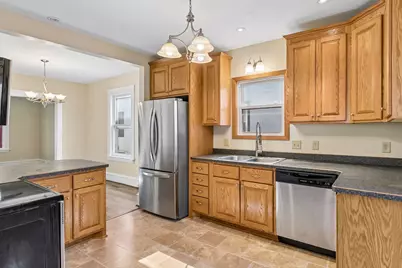 607 Simpson Street, Saint Paul, MN 55104 - Photo 5
