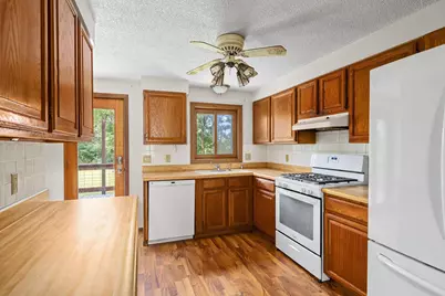 460 Center Street, Dakota, MN 55925 - Photo 5