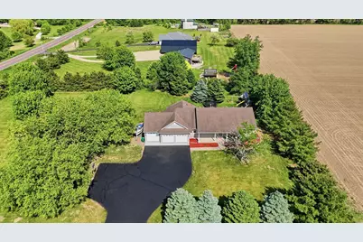 545 Kreuziger Road, Kinnickinnic Township, WI 54023 - Photo 5