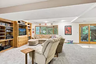 6649 Buckingham Rd, Woodbury, MN 55125 - Photo 17