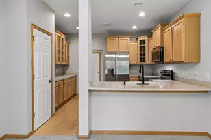 9122 Fox Ct, Victoria, MN 55386 - Photo 31
