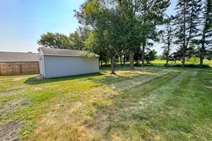 518 E St Charles Ave, Fergus Falls, MN 56537 - Photo 43