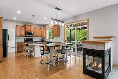 9720 Linden Avenue N, Brooklyn Park, MN 55443 - Photo 11