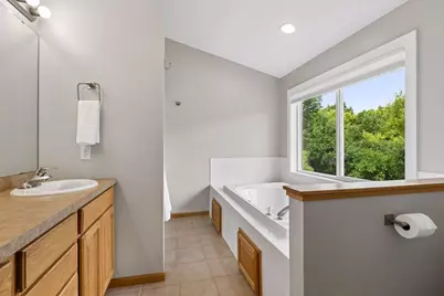 9720 Linden Avenue N, Brooklyn Park, MN 55443 - Photo 25