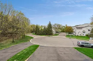 17679 Hackberry Ct, Eden Prairie, MN 55347 - Photo 19