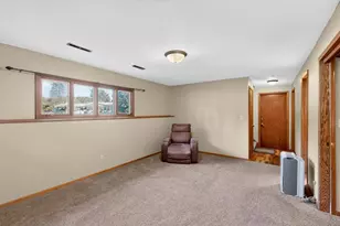 376 Norseman Ct NW, Rochester, MN 55901 - Photo 29