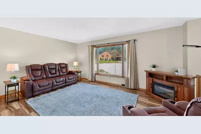 376 Norseman Court NW, Rochester, MN 55901 - Photo 5