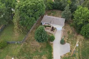 1933 Flandrau St, Maplewood, MN 55109 - Photo 3