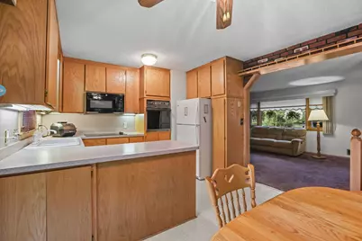 1933 Flandrau Street, Maplewood, MN 55109 - Photo 11