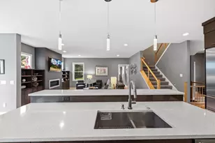 11153 Sweetwater Path, Woodbury, MN 55129 - Photo 17
