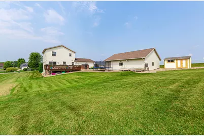 2502 6th Street NE, Waseca, MN 56093 - Photo 3