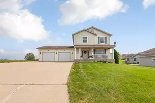 2502 6th St NE, Waseca, MN 56093 - Photo 1