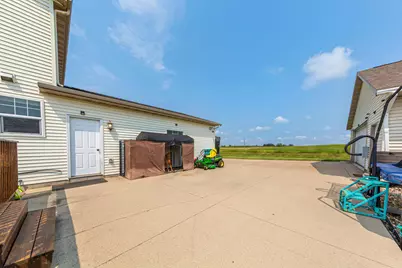 2502 6th Street NE, Waseca, MN 56093 - Photo 35