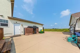 2502 6th St NE, Waseca, MN 56093 - Photo 35