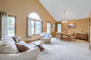 1411 Ridgewood Ct, Hastings, MN 55033 - Photo 7