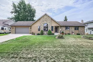 1411 Ridgewood Ct, Hastings, MN 55033 - Photo 1