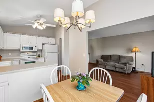 4209 Braddock Trail, Eagan, MN 55123 - Photo 9