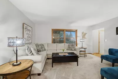 2810 26th Street NW, Rochester, MN 55901 - Photo 5