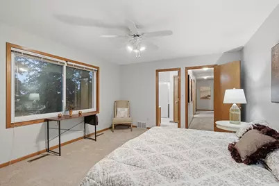 2810 26th Street NW, Rochester, MN 55901 - Photo 29