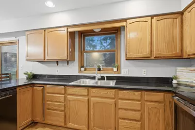 2810 26th Street NW, Rochester, MN 55901 - Photo 11