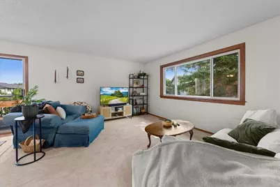 2823 Wimbledon Ridge, Woodbury, MN 55125 - Photo 5