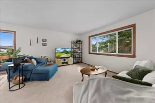 2823 Wimbledon Ridge, Woodbury, MN 55125 - Photo 5