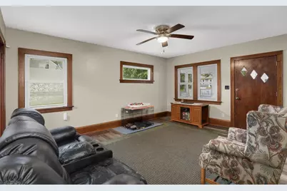 678 Hazel Street N, Saint Paul, MN 55119 - Photo 11