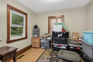 678 Hazel St N, Saint Paul, MN 55119 - Photo 17