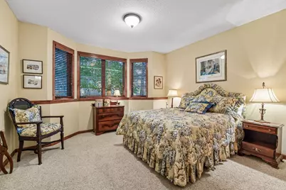635 Waycliffe Drive N, Wayzata, MN 55391 - Photo 19
