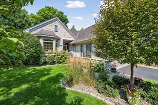 635 Waycliffe Dr N, Wayzata, MN 55391 - Photo 5