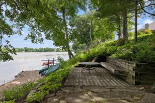 635 Waycliffe Dr N, Wayzata, MN 55391 - Photo 25