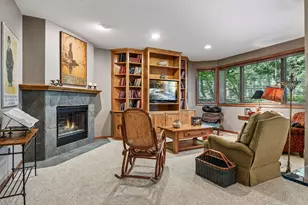 635 Waycliffe Dr N, Wayzata, MN 55391 - Photo 17