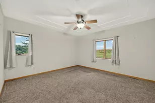 1908 Country View Dr, Saint Charles, MN 55972 - Photo 11