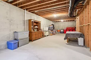 7645 Ridgeview Way, Chanhassen, MN 55317 - Photo 41