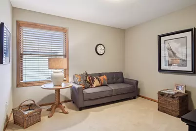 7645 Ridgeview Way, Chanhassen, MN 55317 - Photo 37