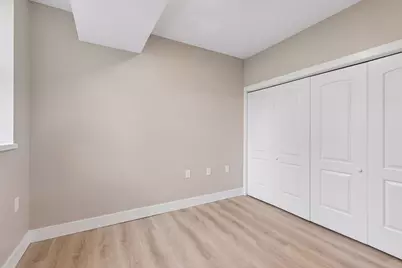 2040 Como Avenue #104, Saint Paul, MN 55108 - Photo 23