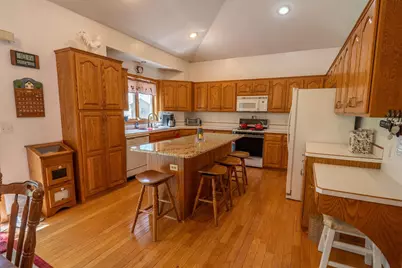 20810 Parkfield Avenue, Jordan, MN 55352 - Photo 3