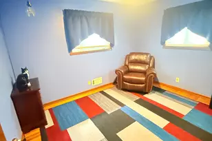 2055 English St, Maplewood, MN 55109 - Photo 9